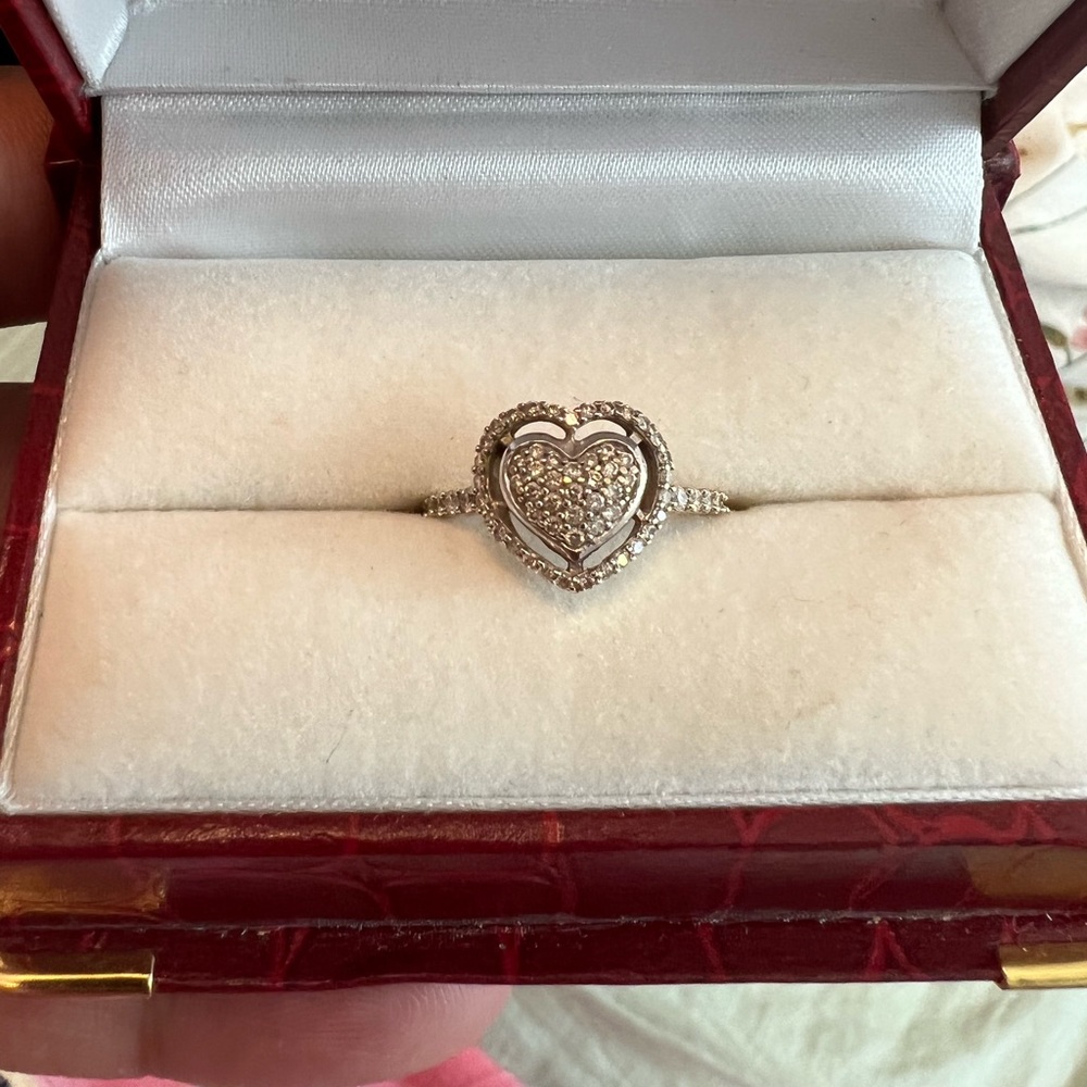 Diamond ring